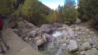 preview picture of video 'Trekking Pirineos, por el Barranco de Besiberri'