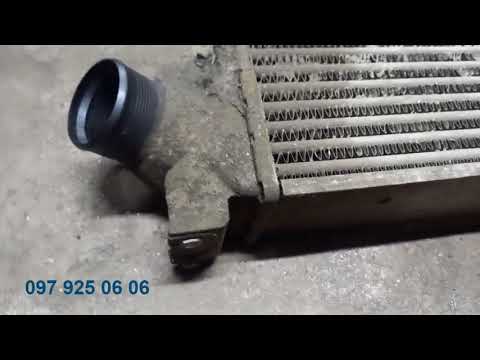 Радиатор интеркулера б.у Ford Transit 2.4 TDI дизель / RWD задний привод Форд Транзит 2000-2006, YC159L440CA - фото 1 - id-p402429459