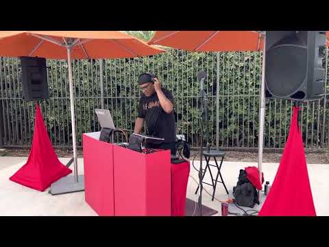 DJ Peace Piano &reg; video.