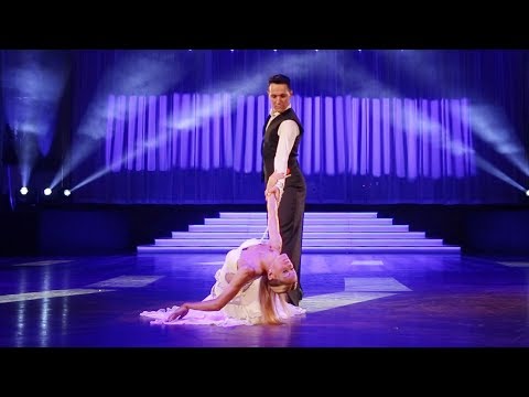 Simone Segatori - Anette Sudol | Welttanz-Gala Baden Baden 2017 - SlowFox Show "So Close So Far"