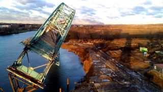 preview picture of video 'Демонтаж старого моста через Москва-реку в Бронницах'
