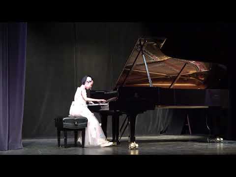 Sophia Liu (10 yrs) plays Chopin Etude "Waterfall" Op.10 No.1