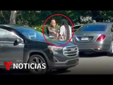 Discusión en un estacionamiento rápidamente se convierte en peligrosa balacera | Noticias Telemundo