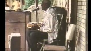 Arthur 'Big Boy' Crudup - My Baby Left Me - 1972