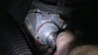 2005 Ford Freestar 4.2L Thermostat Change