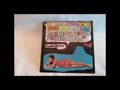 Flower Power Kleid (1971) – Wencke Myhre