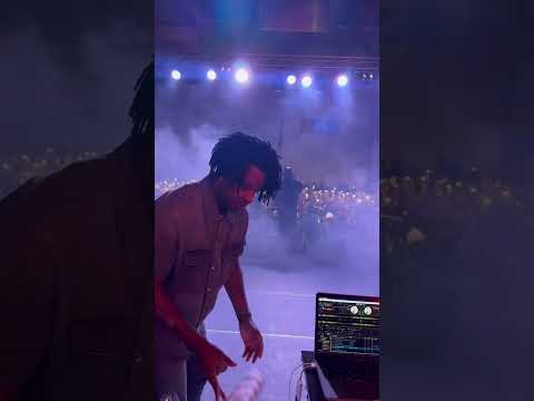 Drake performs Jimmy Cooks for the first time with 21 Savage @ Spelhouse Homecoming