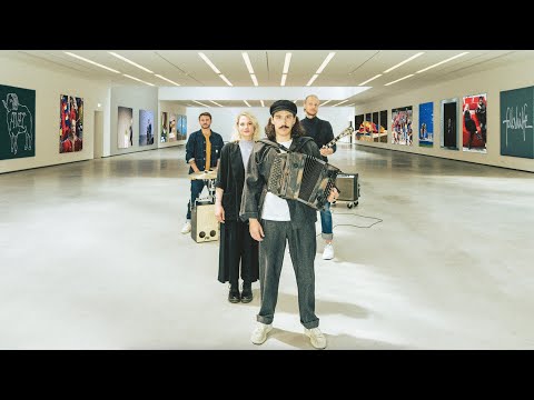 folkshilfe feat. Avec - Home/Dahoam  [official]