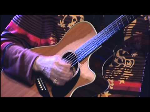 Yes In Birmingham (2003) Part 7- Steve Howe Solo (To Be Over & Clap)