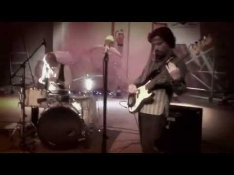 The foxy Leires en UDA ZAWP