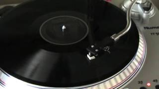 Eartha Kitt - The Heel