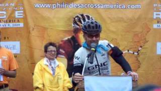 preview picture of video 'Phil Keoghan Rides Across America - Day 39, Philadelphia, PA - 2009'