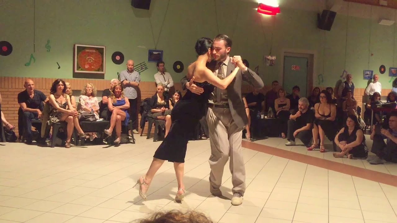 Maria Filali & Gianpiero Ya Galdi - Esibizione al Fienile di Viareggio Milonga - Francisco Canaro