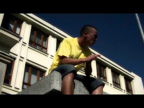 LiL Seint-Uvědomil jsem si (Official music video)