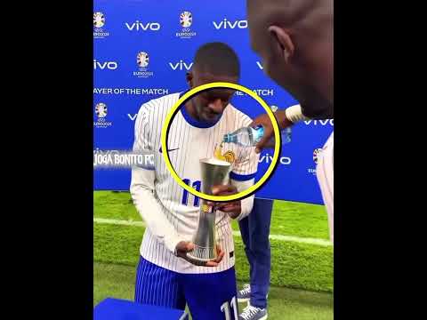 Players with trophy👌  #football #trophy #fyp