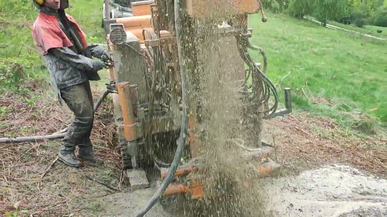 Studnia głębinowa Brenna. Dowiercenie do wody