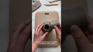 The trick is in the roll 🙌 save this vid to make your own clay vase! #clay #pottery #ceramics