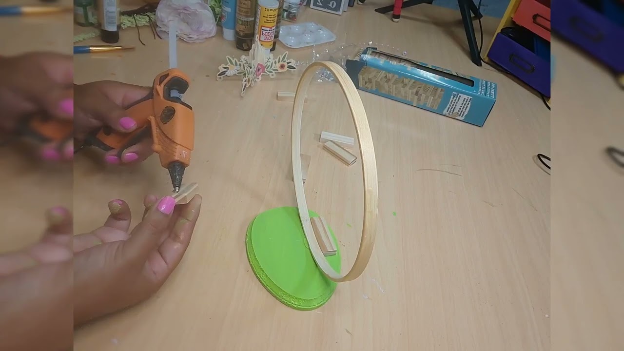 💚🐸Dollar tree DIY Princess Tiana Centerpiece !