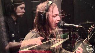 The Greenhornes "Song 13" Live at KDHX 3-22-11 (HD)