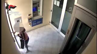 battipaglia-indebito-utilizzo-di-carte-di-credito-arrestata