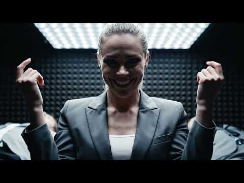 WARGEN EXCHANGE PART 1 : BODY SWAP