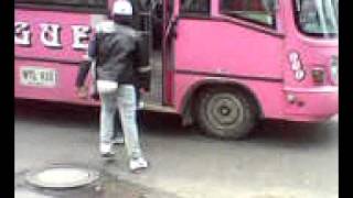 preview picture of video 'Como Coger Correctamente un Bus'