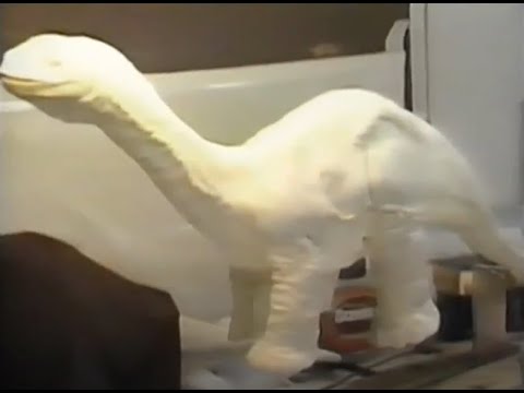 Baby: Secret of the Lost Legend - Behind the Scenes (1985) Katt Young McGoohan