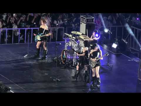 20251206  高雄AAA頒獎典禮 QWER