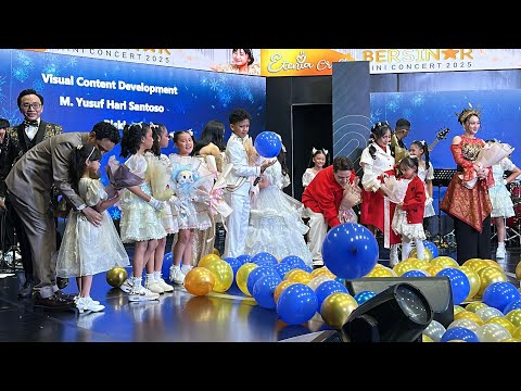 FAREL PRAYOGA DI ACARA MINI KONSER ETENIA CROFT JAKARTA