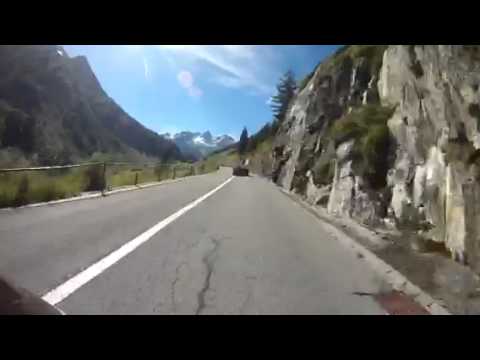 Ferrari overtake with the help of a white van haha