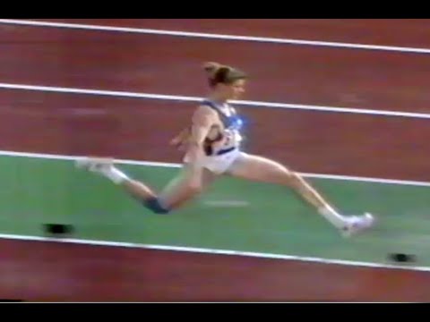 Anna Biryukova (Russia) world record 15.09m in the womens triple jump 1993 World Champs Stuttgart