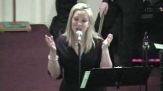 Living Praise Gospel Choir w/ Julie Garcia  