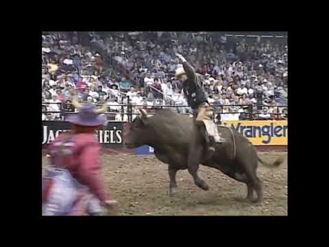 Troy Dunn vs Scorpion - 99 PBR Nampa (86.5 pts)