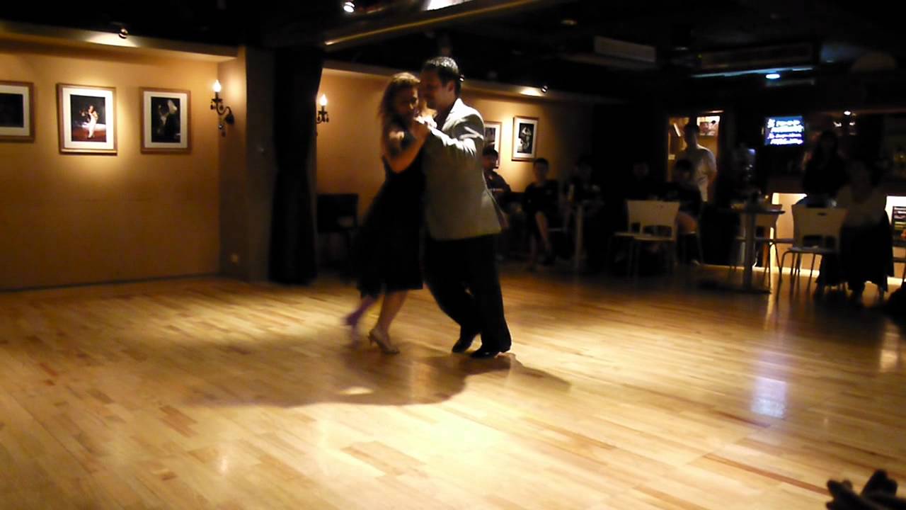 Video thumbnail for Fernando Galera y Vilma Vega Welcome milonga part 2 in Taipei 20110511