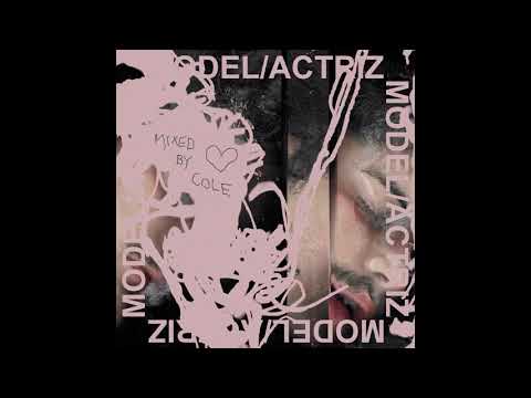 Model/Actriz - fig. 1 (DJ mix)