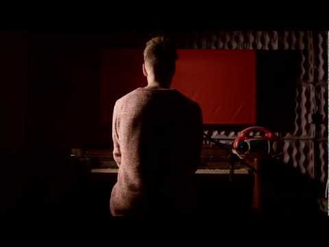 Sin Fang performs Look At The Light for The Line of Best Fit