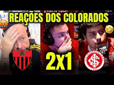 TORCEDORES COLORADOS REAGINDO FURIOSOS à DERROTA GUARANY 2X1 INTERNACIONAL NO GAUCHÃO