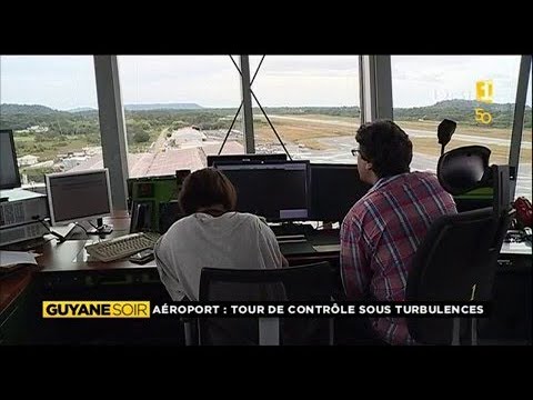 Les contrôleurs aériens en grève