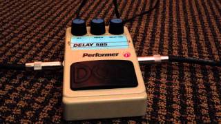 Video thumbnail for DOD 585 Delay - Vintage Analog Guitar Pedal From Early 1980's by John Aselin