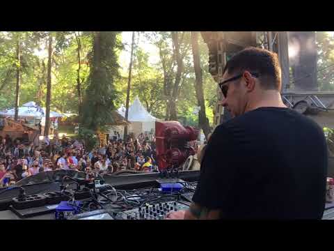 Rosario Internullo at Untold Festival , closing track at time stage by Cyclic