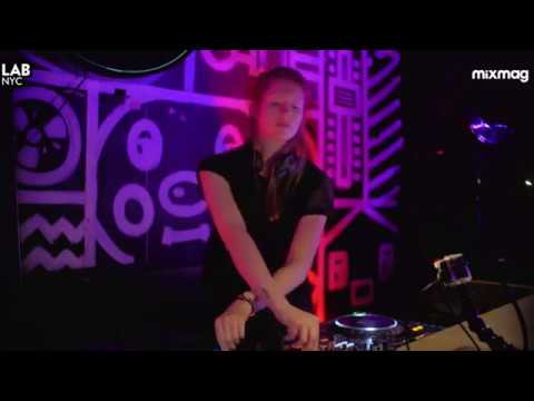 Charlotte de witte and friend - lady music dark techno/best