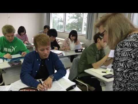 宮崎国際大学　国際教養学部　１年生授業　英語１