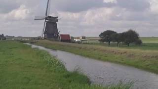 preview picture of video 'Polderlandschap bij Warder, Noord Holland.'