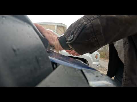 2005 Envoy headlight