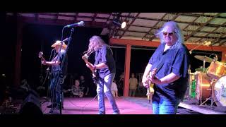 Dumas Walker / The  Kentucky Headhunters