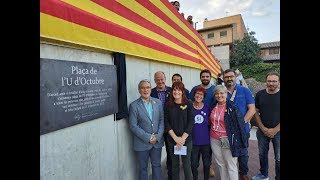 Inauguració de la plaça de l'U d'Octubre a Sant Hipòlit de Voltregà