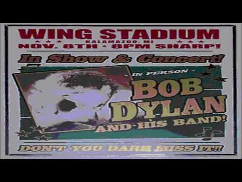 Bob Dylan 2008 Canadian Fall Tour - Wings Stadium, Kalamazoo MI USA 8 November 2008