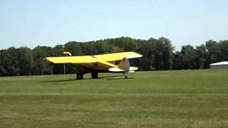 preview picture of video 'AOPA Husky Takeoff'