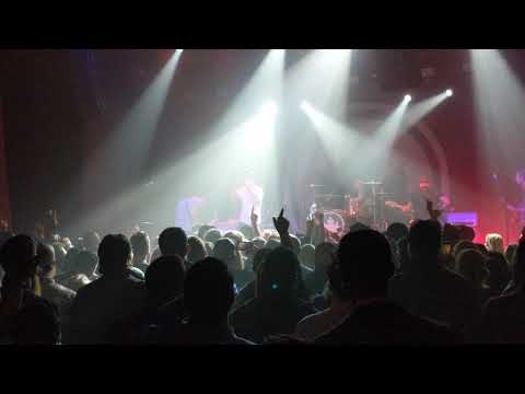 Baby Blue - The Early November 10/19/18 4k