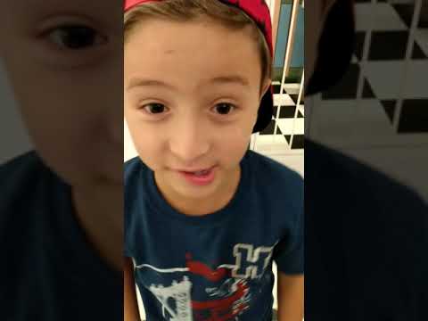 Desvendado os mistério como detetive no shopping